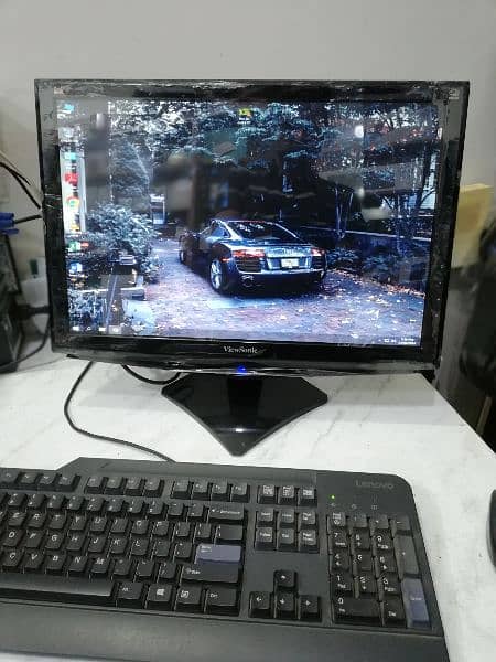 ViewSonic 19 inch LCD Monitor (A+ UAE Import Stock) 2