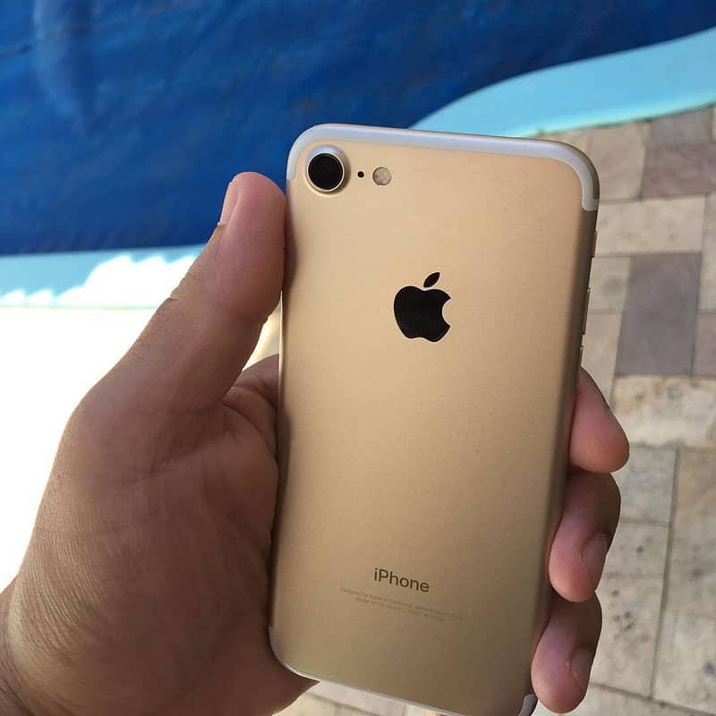 Iphone 7 Gold 32GB Pta Approved 10/10 Condition 1