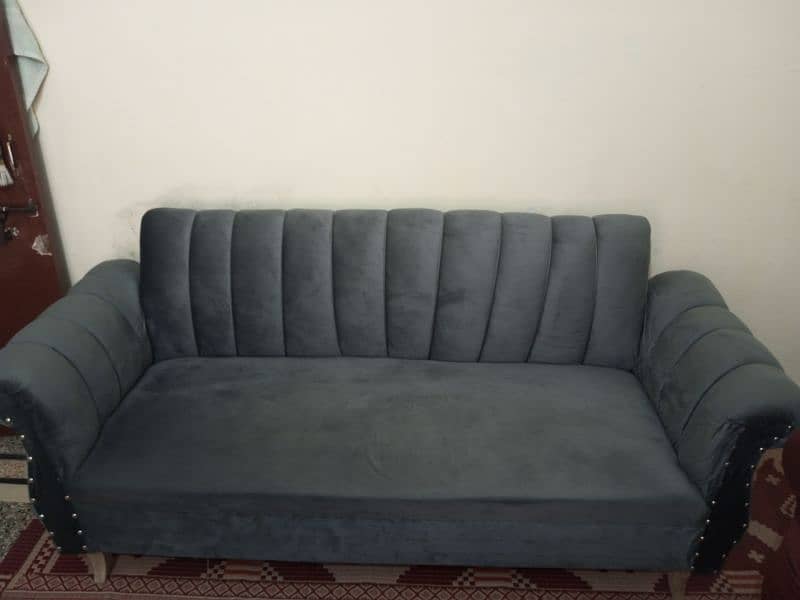 Sofa set 5 seater for sale 1