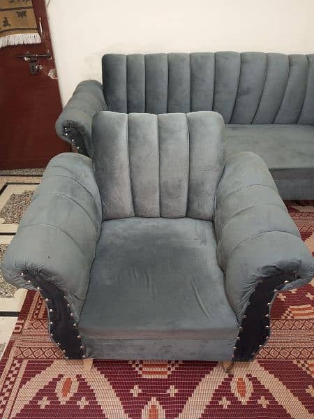 Sofa set 5 seater for sale 2