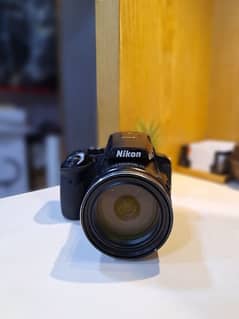 Nikon P900