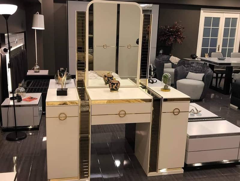 Luxury New design Bedroom set available 9