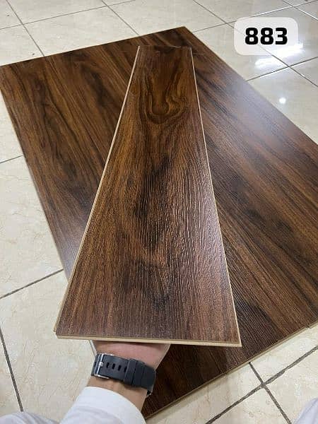 Herringbone Wooden floors/ wallpaper/ blinds/ carpet tiles flooring. 7