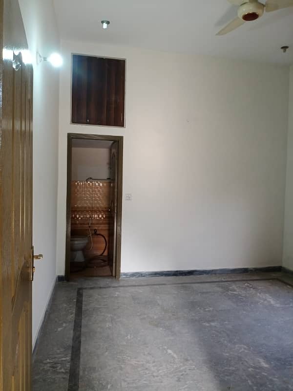 5 Marla Lower portion is vacant For Rent In jubilee Town Canal Road Lahore Electricity Water And Gas Facility Available 4