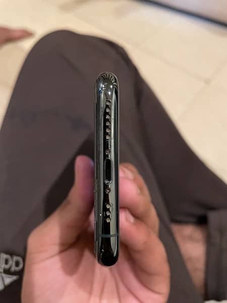 iphone 11 pro 256gb pta approved 3