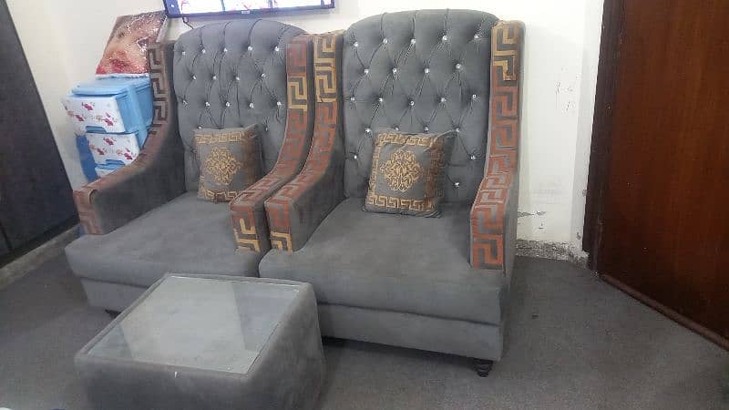 2 sofa chairs with mirror table 4