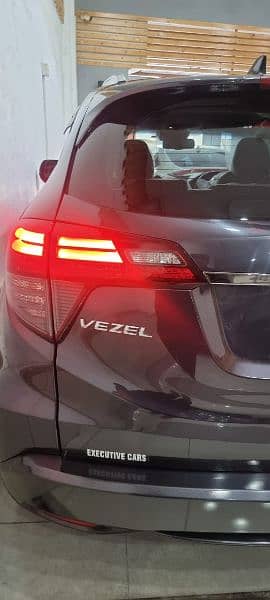 Honda Vezel 2018 7