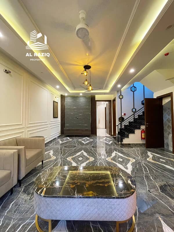 Original Pictures Unfurnished Luxury House DHA Very Hot Location Near TO Park And Market 4