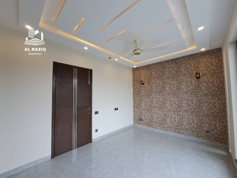 5 Marla Luxury Modern Design House For Rent in DHA 9 Town 6