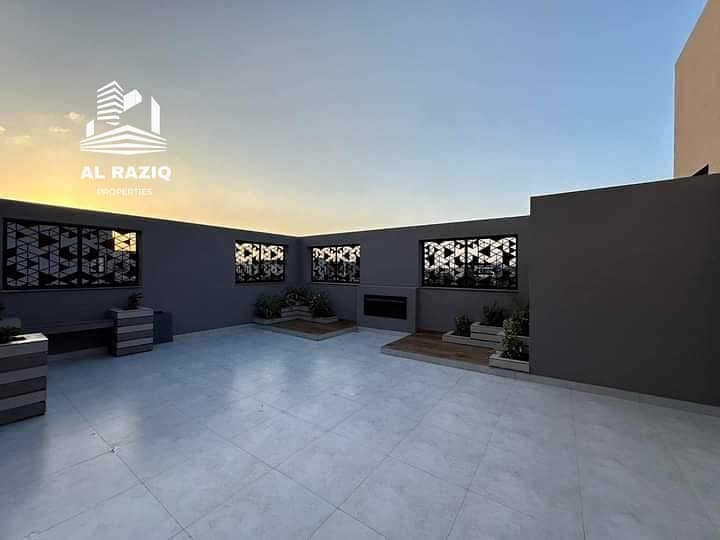 FIVE MARLA STYLISH HOUSE IS FOR RENT IN DHA 9 TOWN 20