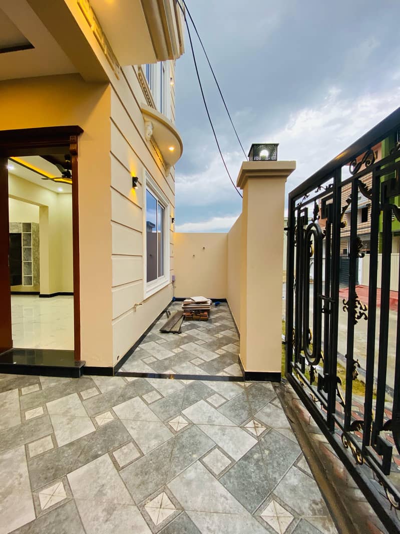 NEW CITY PHASE-||,5 Marla Spanish House For Sale 8