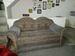 7 seater sofa with Small table