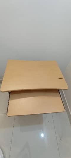 Computer desk/ Pc table/ Office Table for Urgent Sale