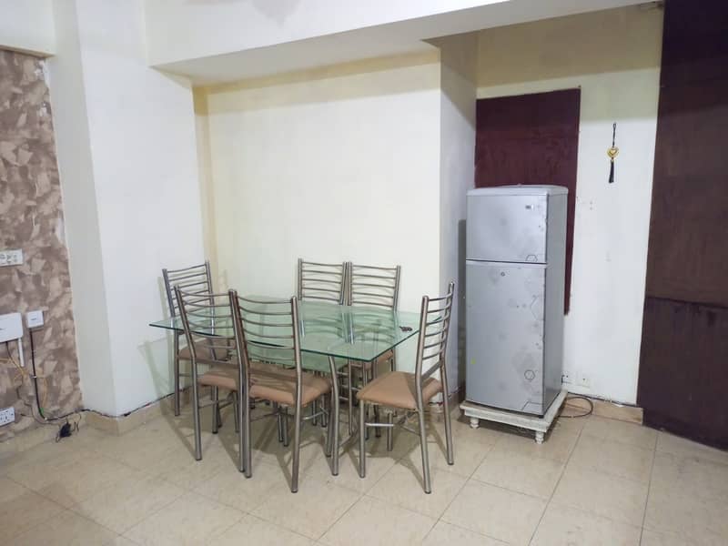 owner, E-11 , 3 bed 3 bath Furnished apartment,  Monthly 90,000/- 6