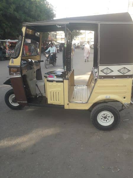 Complet Genuine Condition sazgar Rickshaw Model 2020 8