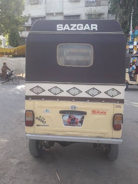 Complet Genuine Condition sazgar Rickshaw Model 2020 10
