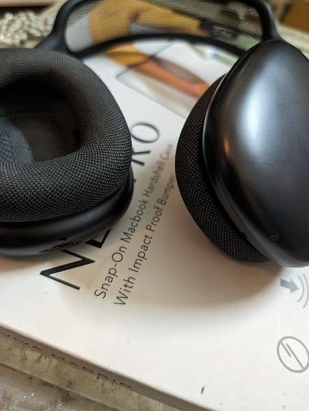 Apple Airpod Max Original Headphones 4