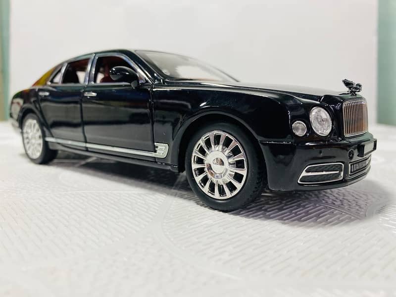Diecast Model car Black Bentley Luxury Die-cast Model Car Metal body 2