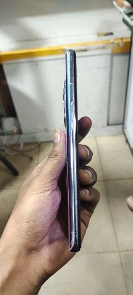 OnePlus 95G 4