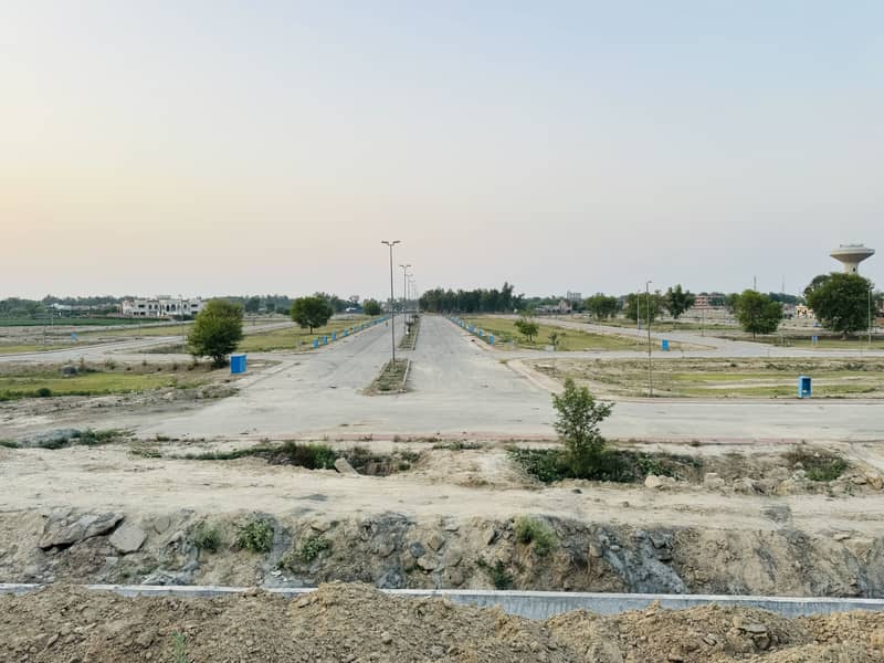5 Marla Commercial Plots New Deal Open Form Golf View Residencia - Phase 2 Bahria Town Lahore 7