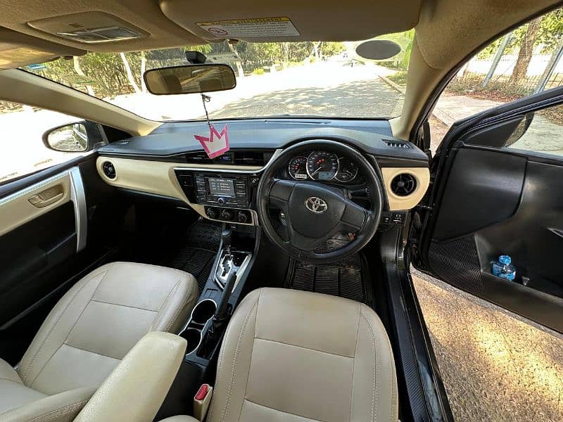 Toyota Corolla GLI 2019 Auto 5