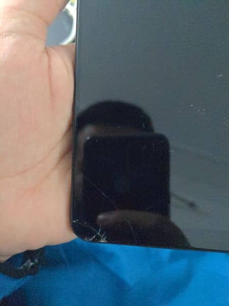 Xiaomi pocophone f1 4