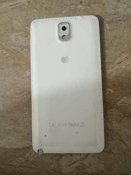 Galaxy Note 3 ( Rs 8000) 2/32 Gb 1