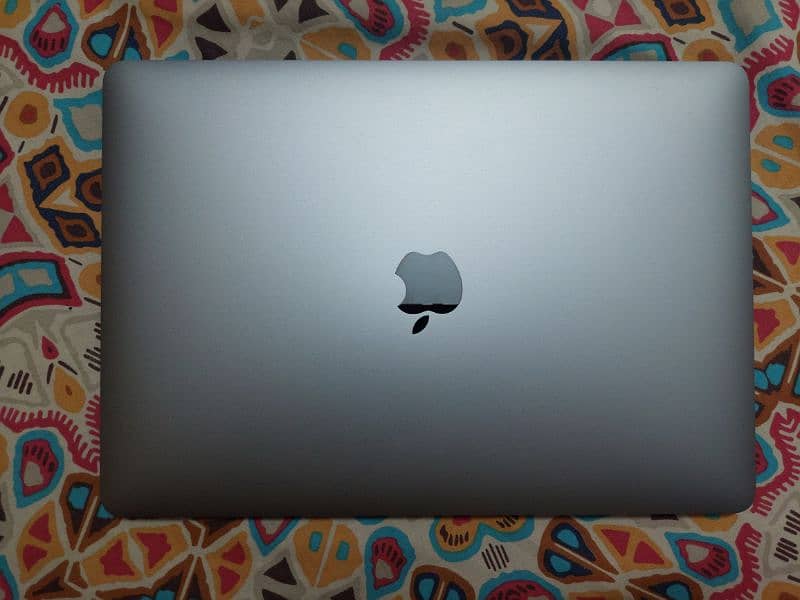 MacBook Pro (13-inch, M1, 2020) 4