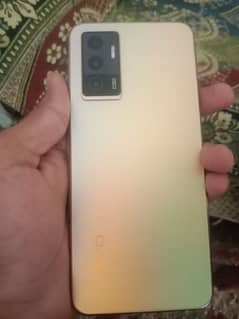 All ok with box chrger original nhi bss ha but lightning ha charger