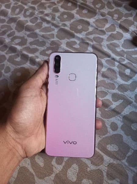 vivo phone sell urgent paso ki need ha price:13500 1