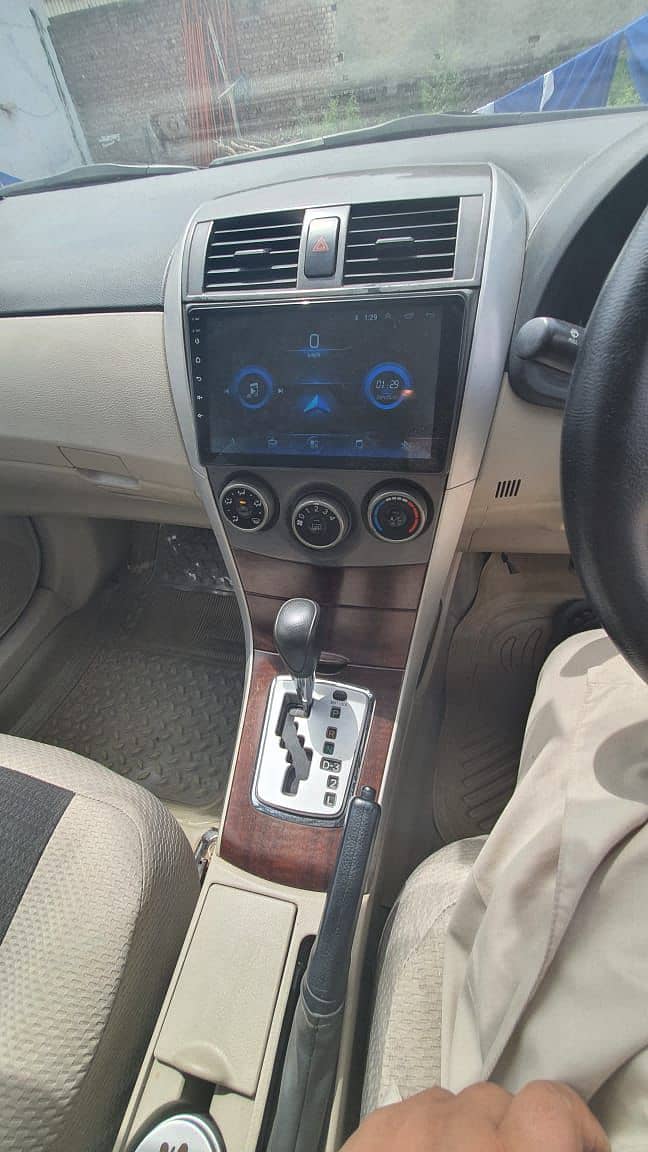 Toyota Corolla GLi Automatic 1.6 VVTi 2013 4