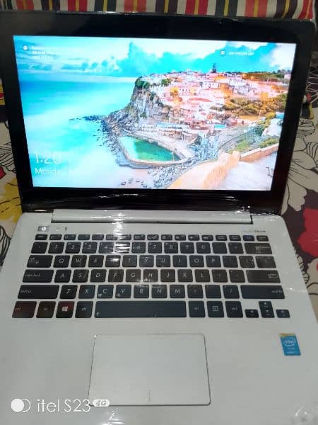 Full Touch Laptop Asus Cor I 5 4th Generation 3