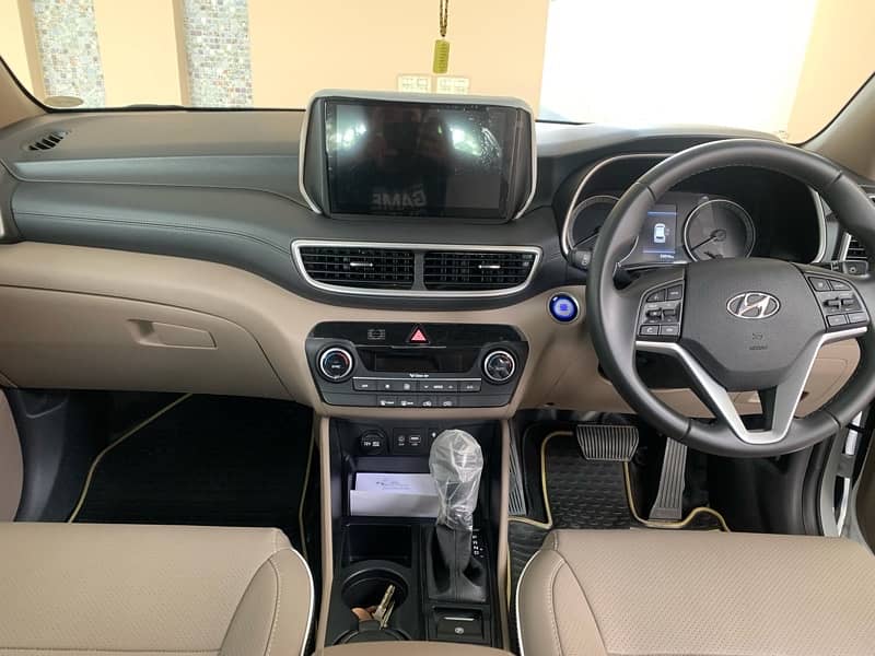 Hyundai Tucson 2021 FWD AT GLS Sports in brand new condition 6