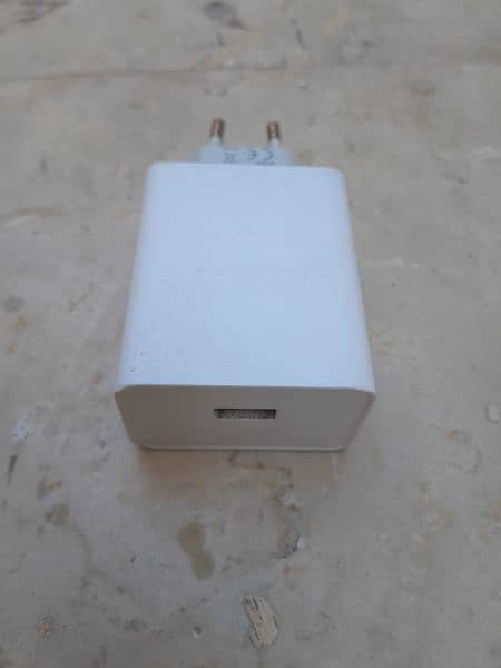 Realme Box Pulled Fast Genuine Charger 18 Watt 2