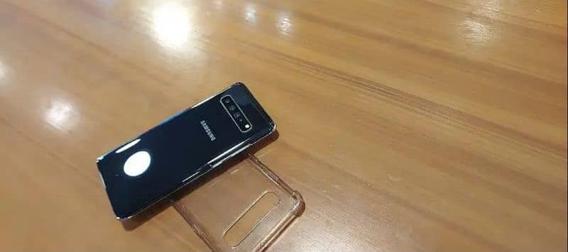 Samsung s10 plus 5G 8/256 8