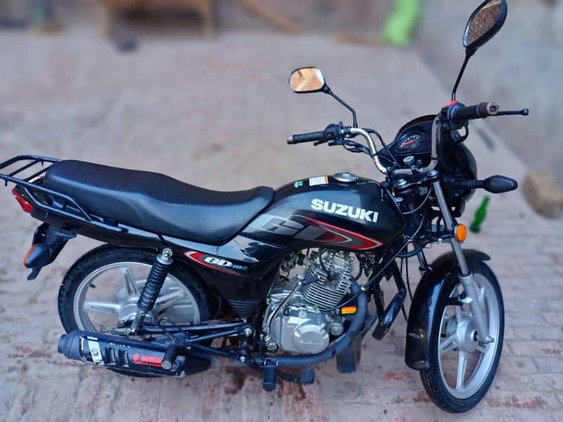 Suzuki 110s 2022 2