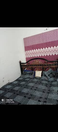 Iron king size bed with mattress 0