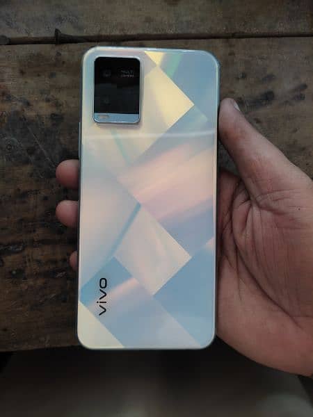 vivo y 21 Only Mobaile and charger 1