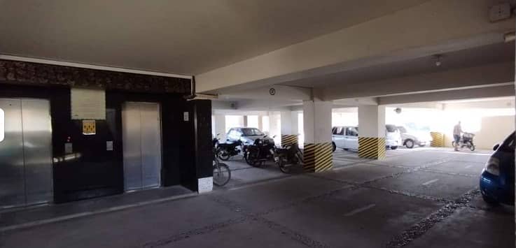 flat available for rent in Federal B area block 10 men road project 8