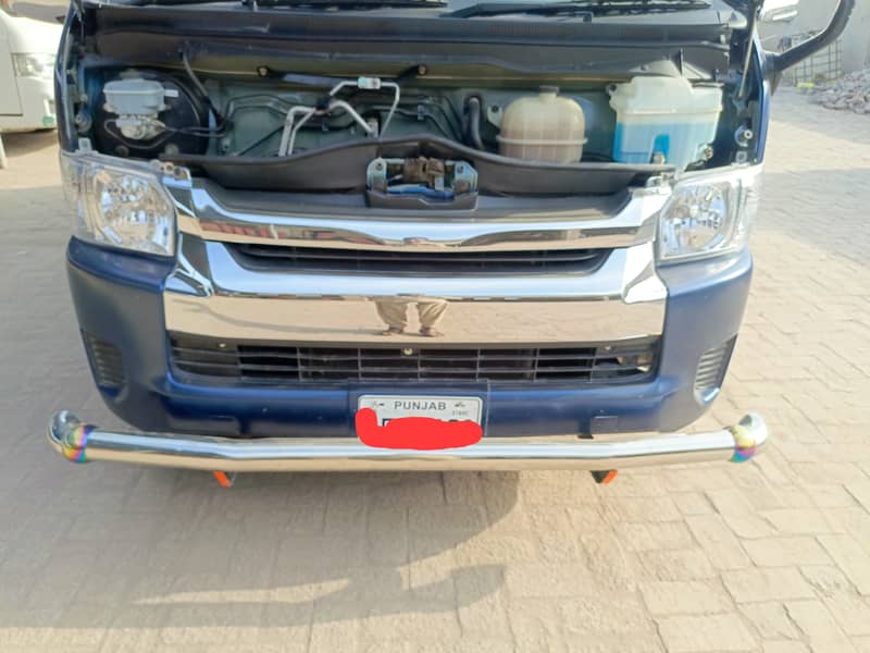 TOYOTA HIACE TRH214 FOR SALE VERY GOOD CONDITION 3
