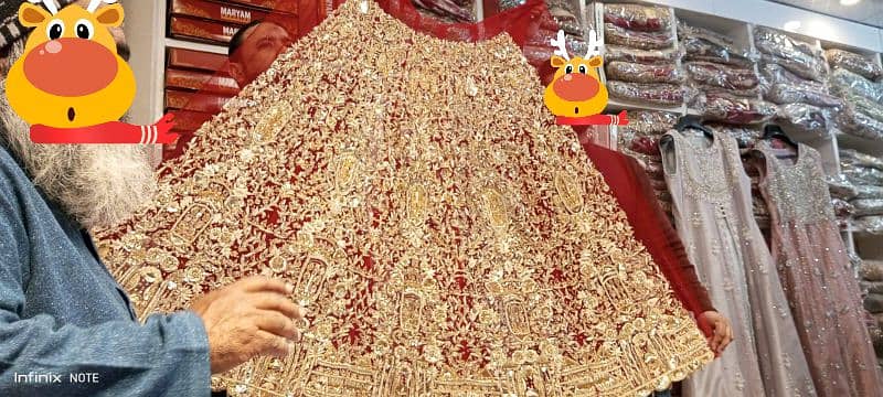 Bridal dress stitched with cancan wear only for 3hour condition10/10 2