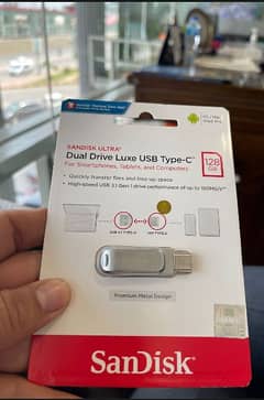 64 GB SanDisk  Dual drive LUXE USB type C