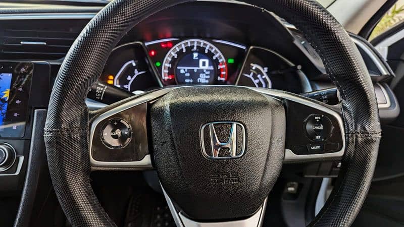 Honda Civic X VTi Oriel 2017 top of the line 2