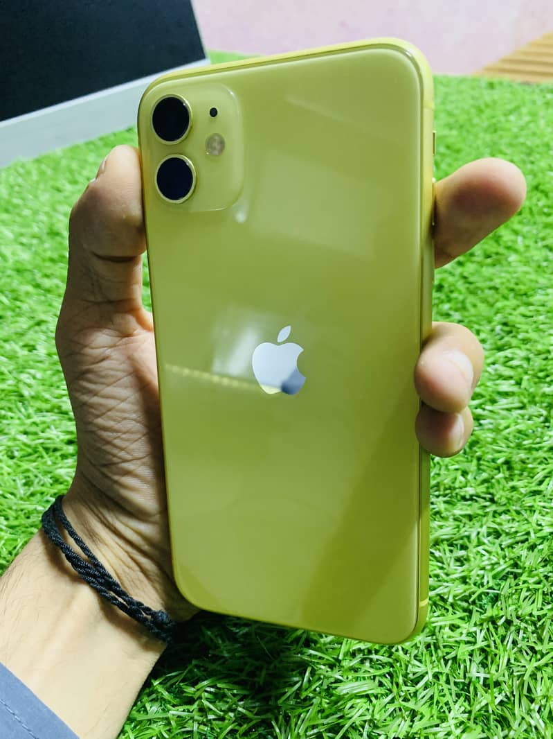 iPhone 11 64GB Approved with box Contact number 03349095507 3