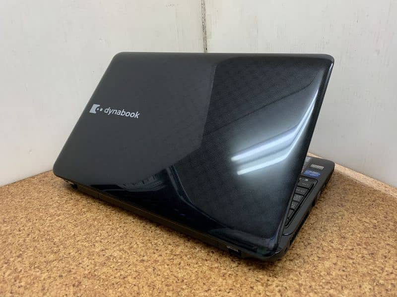 Toshiba dynabook corei5 Glossy Laptop 4GB Ram 320GB HDD 2hours btry 1