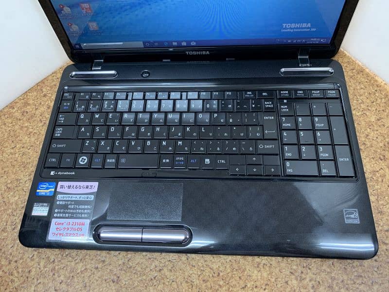 Toshiba dynabook corei5 Glossy Laptop 4GB Ram 320GB HDD 2hours btry 2
