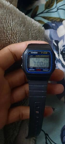 casio f91w old and good watch 3
