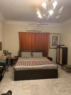 Defence dha phase 6 rahat commercial fully furnished banglow 1 bedroom available for rent 0