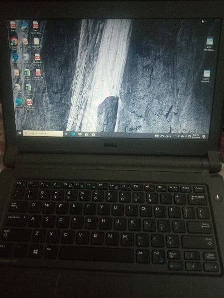 Dell laptop core I3 5th generation 4GB&128ssd 4 hour battery backup 0