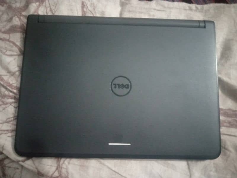 Dell laptop core I3 5th generation 4GB&128ssd 4 hour battery backup 2